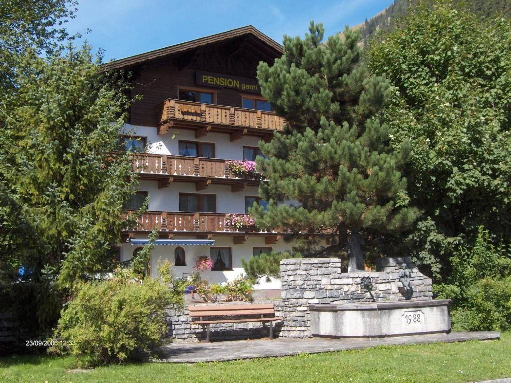 Pension Appartements Via Claudia Lermoos Szoba fotó